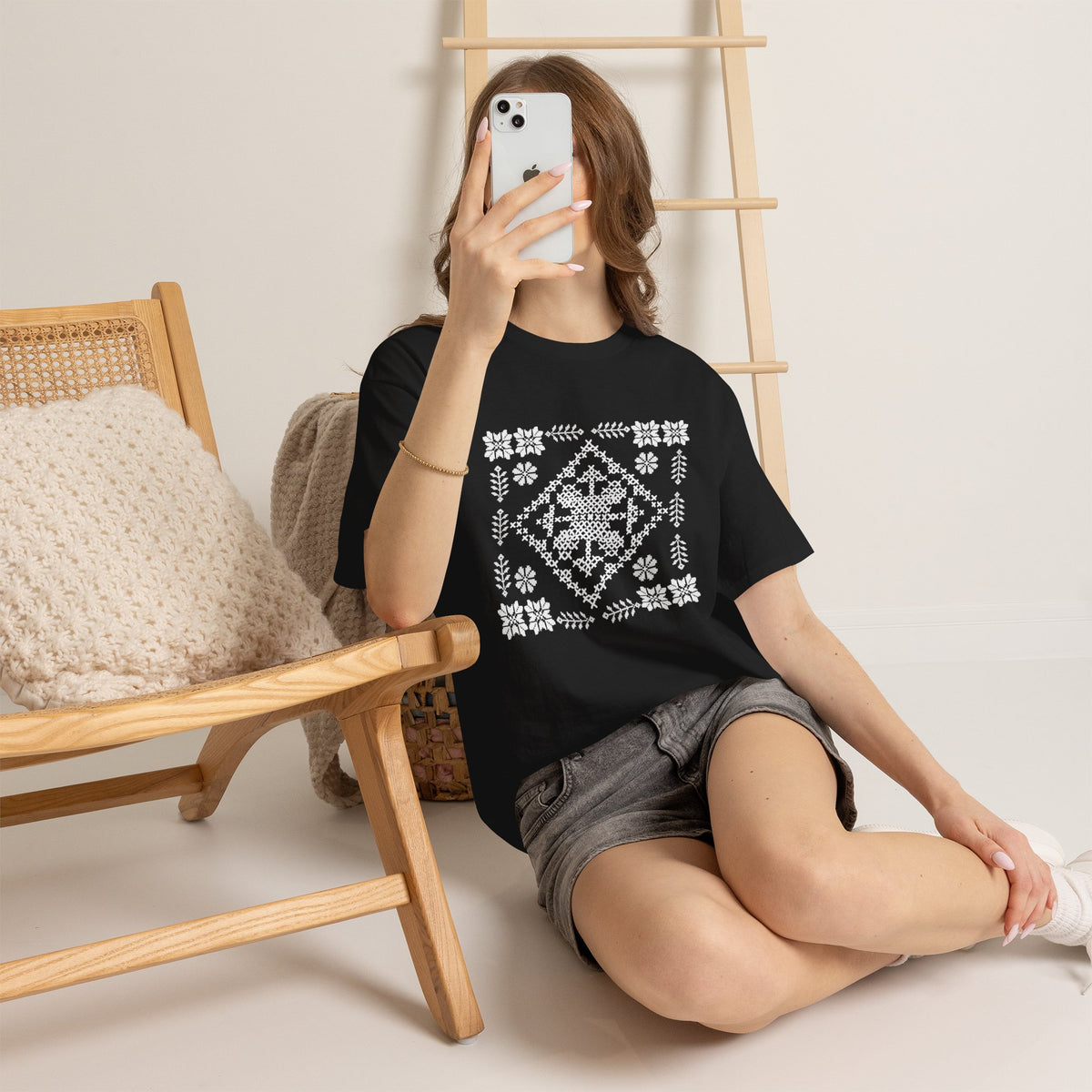 Tatreez Unisex Heavy Cotton Tee White Stitch Design